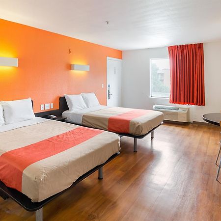 Motel 6-Grand Prairie, Tx - Near Six Flags Drive Ngoại thất bức ảnh