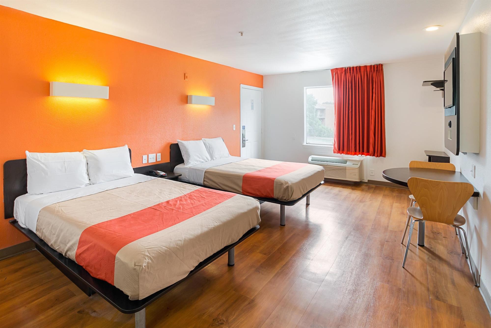 Motel 6-Grand Prairie, Tx - Near Six Flags Drive Ngoại thất bức ảnh
