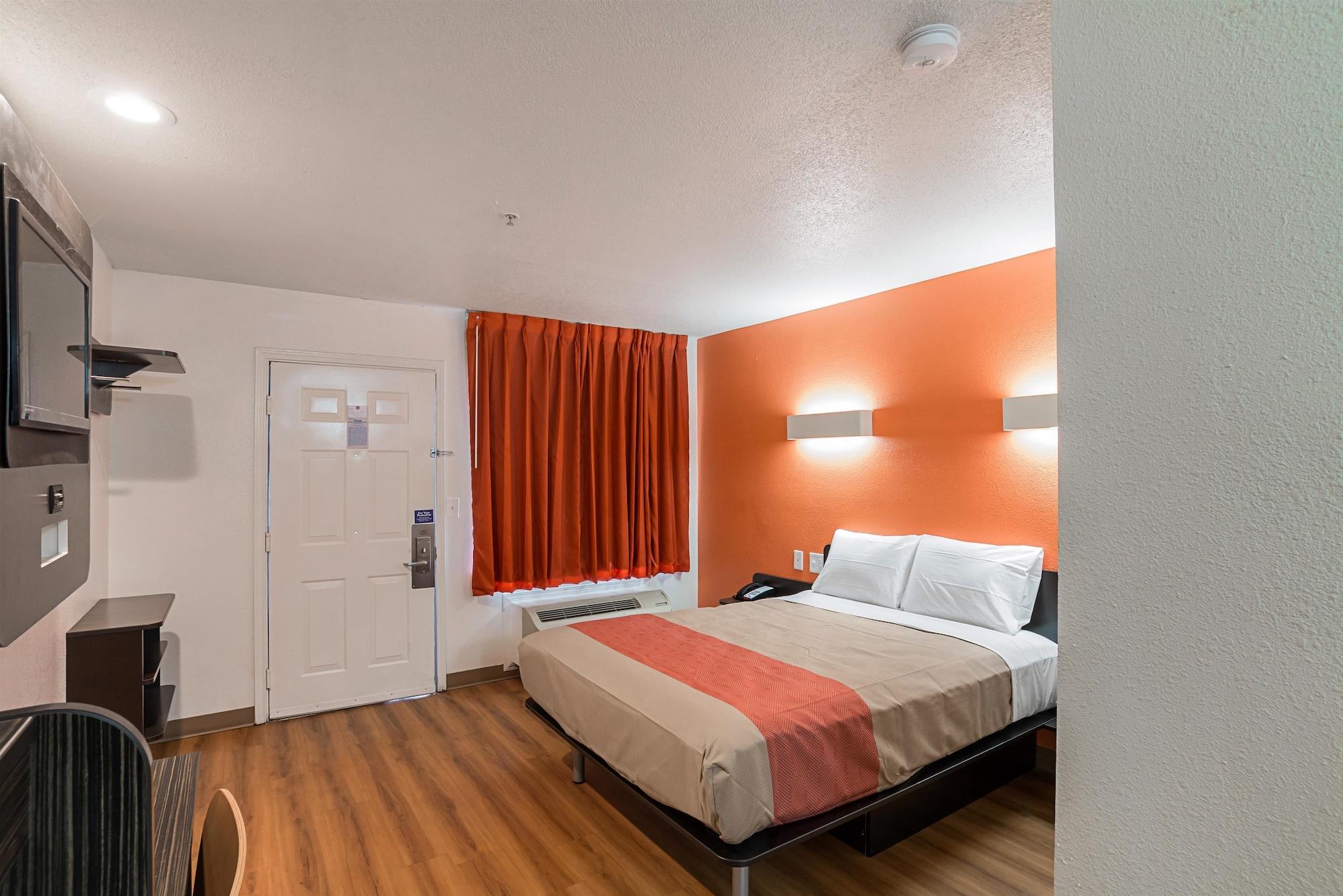 Motel 6-Grand Prairie, Tx - Near Six Flags Drive Ngoại thất bức ảnh