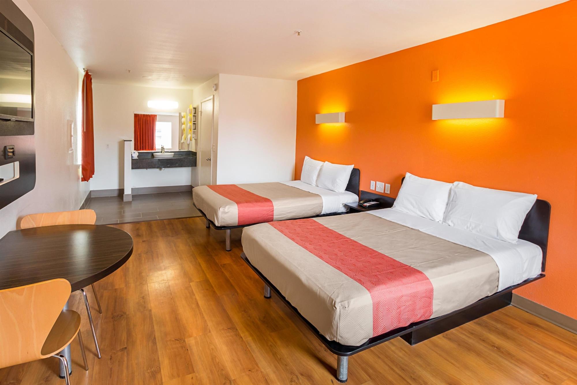 Motel 6-Grand Prairie, Tx - Near Six Flags Drive Ngoại thất bức ảnh