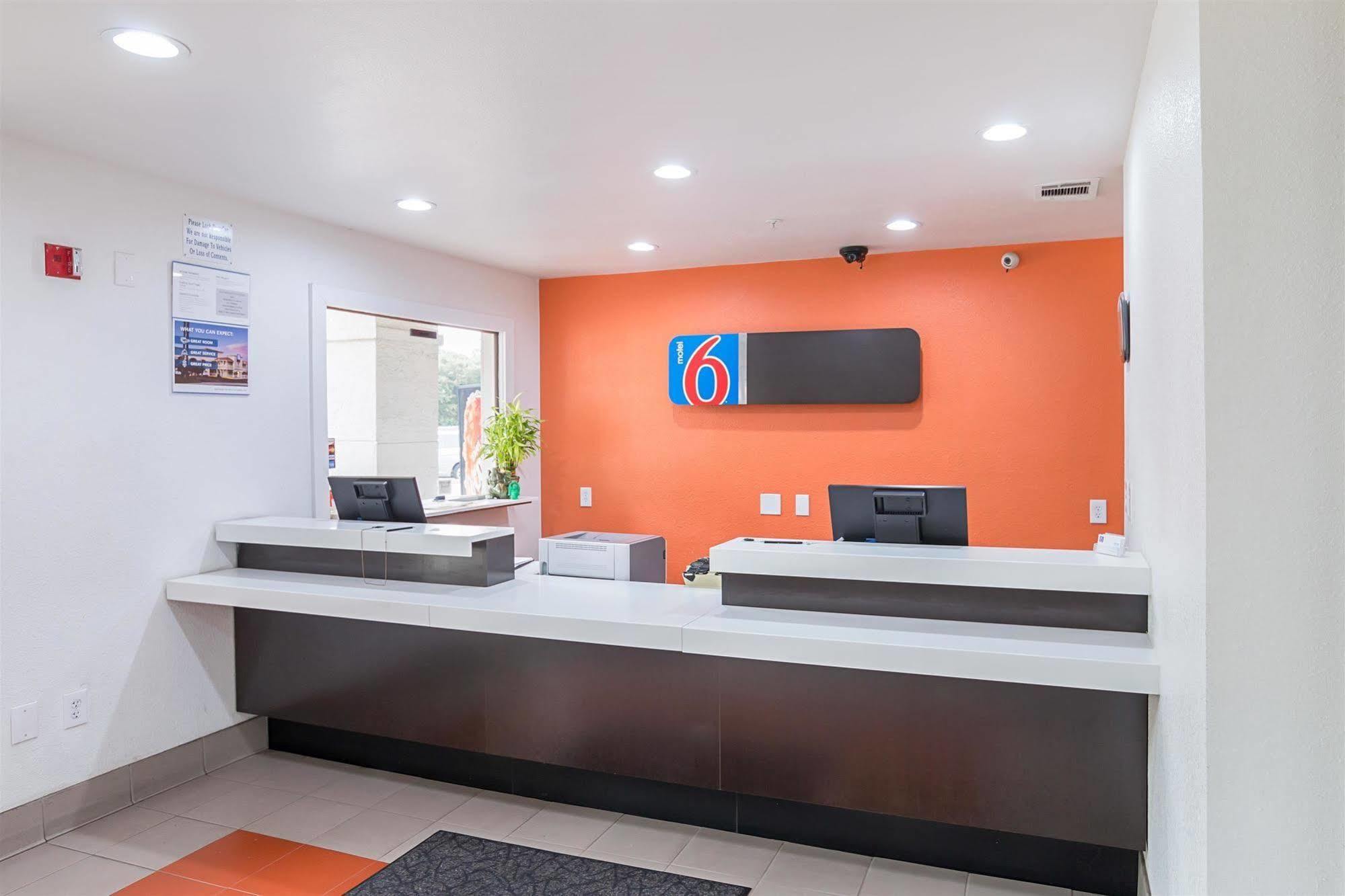 Motel 6-Grand Prairie, Tx - Near Six Flags Drive Ngoại thất bức ảnh