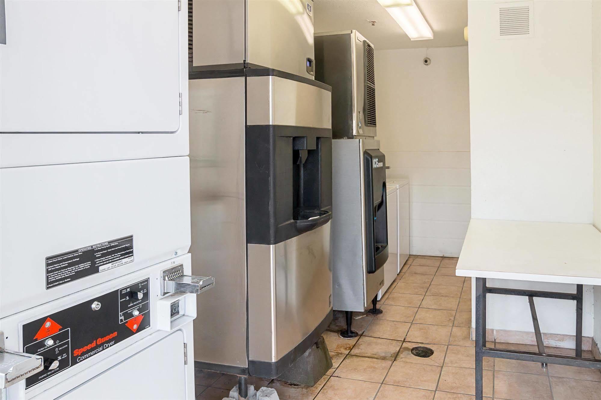 Motel 6-Grand Prairie, Tx - Near Six Flags Drive Ngoại thất bức ảnh
